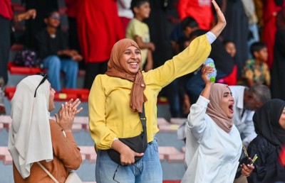 ގޯލްޑް ކަޕްގެ ހިނިތުންވުމާ އެކު، ފުޓުބޯޅަ ފޯރި ދިރުވަންވީ ވަގުތު ޖެހިއްޖެ