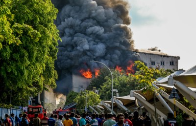 އިމާރާތާ ބެހޭ މިނިސްޓްރީ، އެކަމަކު ޓިނު ހޮހޮޅައެއް!