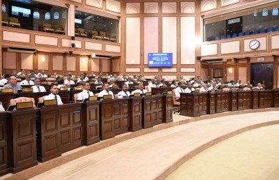 ބްރޯޑްކޮމަށް މެމްބަރުން އައްޔަން ކުރުމުގައި މަޖިލިހަށް އަނެއްކާވެސް ބޮޑު ޓެސްޓެއްް!