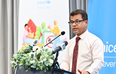 ދުންފަތާއި ވޭޕްކުރުމާ ދެކޮޅަށް ވަކާލާތު ކޮށްދިނުމަށް ނާޒިމް އެދިވަޑައިގެންފި