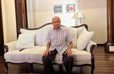 އުމަރު ޒާހިރުގެ ކަށުނަމާދު އިސްލާމީ މަރުކަޒުގައި