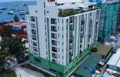 ހާލުގައި ޖެހުނީ ރެނާޓަސްގެ ލޭބަރުން، އިންޑިއާގެ ހައި ކޮމިޝަނުން އެ މީހުންނަށް އެހީވަނީ