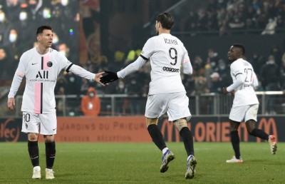 ރާމޯސް އަށް ރަތްކާޑު ދެއްކި މެޗުގައި އިކާޑީ ޕީއެސްޖީ ސަލާމަތް ކޮށްދީފި