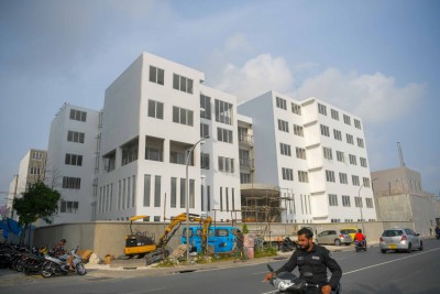 ދަރުމަވަންތަ ސްކޫލާއި ސަލާހުއްދީން ސްކޫލް ނިންމަން ބުނި ދުވަހަށް ނުނިންމުނު