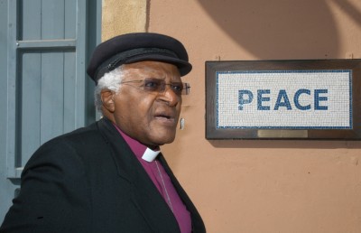 ދެކުނު އެފްރިކާގެ ޓެޒްމަންޑް ޓޫޓޫ އަވަހާރަވެއްޖެ