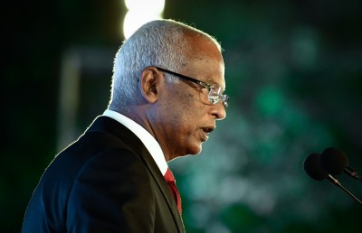 އުމަރު ޒާހިރުގެ ޑައިރީ އަކީ ރައީސަށް ބޮޑު ފިލާވަޅެއް