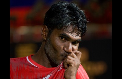 އުމުރަކާ އުމުރެއް: މިއީ އައްޑޫ ފުޓްބޯޅައިގެ ޖޭމްސް ބޮންޑް!