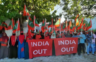 އައްޑު އަށް ވެސް "އިންޑިއާ އައުޓް"