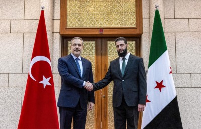 ސީރިއާގެ ހަނގުރާމަވެރިންގެ ހަތިޔާރު ސަރުކާރުގެ ބެލުމުގެ ދަށަށް ގެންދަނީ