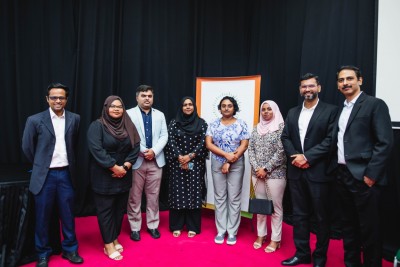 ދެ މީހަކަށް ހިލޭ އައިވީއެފް ހެދުމުގެ ފުރުސަތު ދެނީ