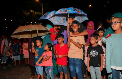 ޑްރޯން ޝޯ އަދި ހަވާއާއެކު އާ އަހަރަށް މަރުހަބާ ކިޔައިފި