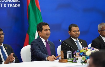 ތާރީހީ ކާމިޔާބީއެއް: ރާއްޖެ-ޗައިނާ އިން މިނިވަން ވިޔަފާރީގެ އެއްބަސްވުމަށް އަމަލުކުރަން ފަށައިފި