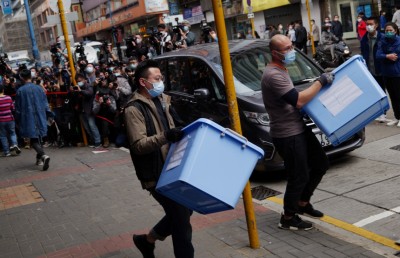 ނޫސްވެރިން ހައްޔަރުކުރުމާ އެކު ހޮން ކޮންގުގެ މިނިވަން ނޫސް ބަންދު