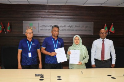 އޮމަދޫ ބަނދަރު މަރާމާތު ކުރުން އެމްޓީސީސީއަށް