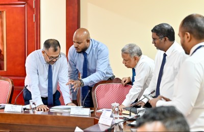 މިދިޔަ އަހަރު ނިމުނީ 14 ބިލިއަންގެ ޑެފިސިޓަކާ އެކު