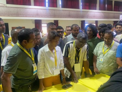 ފޮށިތައް ފެޅިޔަސް ވޯޓުލުން ކުރިއަށް ދާނެ: އެމްޑީޕީ