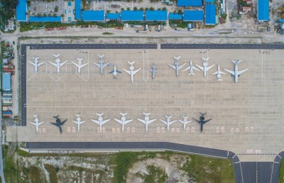 މި މަހު 300 ޖެޓު ވެލާނާ އެއާޕޯޓަށް ޖައްސައިފި