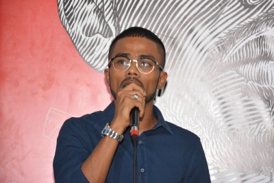 'ކިންގްސް ކެޕިޓަލް'ގެ ބޭންކް އެކައުންޓްތައް ނުހިފެހެއްޓޭނެ ކަމަށް ކޯޓުން ބުނެފި