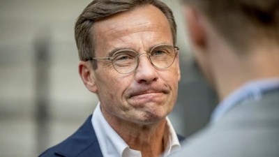 މުޞްޙަފް އެންދުމުން ސްވިޑްންއަށް ލިބުނީ ބޮޑު ލަނޑެއް