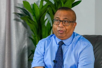 މަރުކަޒެއް އަދިވެސް ނުލިބޭ، ރިޔާސީ އިންތިޚާބު ފަސްކުރަން ޖެހުމުގެ ބިރު