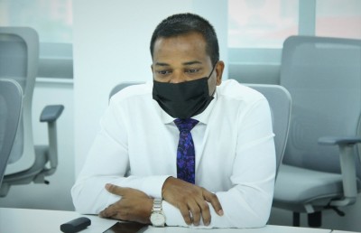 އައްޑޫ ސިޓީ ކައުންސިލުން ހުޅުދު އާއި މީދޫ ވަކިވާން ޖެހޭ ސަބަބެއް ނެތް: މޭޔަރު