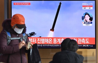 އަޑަށްވުރެ ބާރަށް ދަތުރުކުރާ މިސައިލެއް އުތުރު ކޮރެއާ އިން އަޖުމަ ބަލައިފި