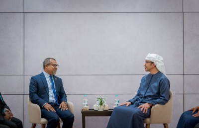 ފޮރިން މިނިސްޓަރު ޚަލީލް، ޔޫއޭއީގެ ޑެޕިއުޓީ ޕްރައިމް މިނިސްޓަރާ ބައްދަލު ކުރައްވައިފި