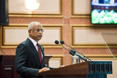 ސްޓޫޑެންޓް ލޯން ނަގާފައިވާ ކުދިންނަށް ލުއި ގޮތްތައް ހަމަޖައްސައިދެނީ