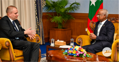 ރައީސްގެ އަރިހަށް ޕޮލެންޑުގެ ސަފީރު ވަދާޢީ ޒިޔާރަތް ކުރައްވައިފި