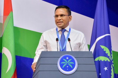އެމްއެންޕީގެ ވެރިކަމެއްގައި ކޮންމެ ރައްޔިތަކީ ފުދުންތެރި މީހަކަށް ހަދާނަން: ނާޒިމް