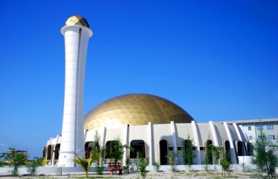 ރޯދައިގެ ކުރިން އުރީދޫން ހުޅުމާލެ ބޮޑު މިސްކިތް އޭސީކުރަނީ