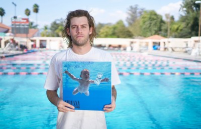 އަލްބަމެއްގެ ކަވަރާ ހެދި ނިރުވާނާ ބޭންޑަށް ކުރި ދައުވާ ކޯޓުން ބޭރުކޮށްފި