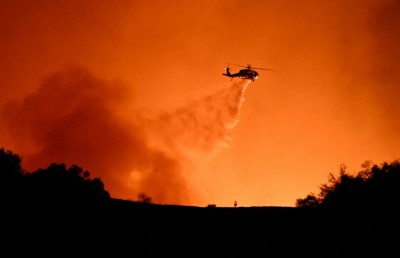 އަދިވެސް އަނދަނީ: އަލިފާން ނިއްވާނެ ގޮތެއް ނެތް، ޒިންމާވާނެ މީހަކު ނެތް