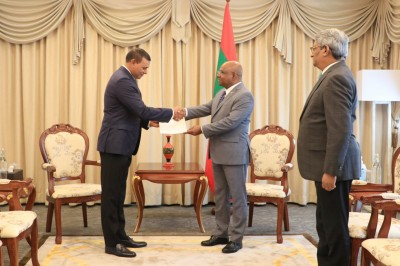 ރޯމޭނިއާއިން ރާއްޖެއަށް ކަނޑައަޅާ އޮނަރަރީ ކޮންސުލް ކަމަށް ސިޔާމް