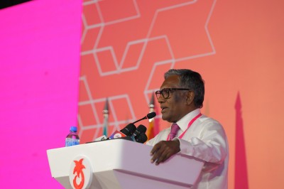 ގިނަ ދުވަސްތަކަކަށް ފަހު ޑރ. ވަހީދު ސިޔާސީ މައިދާނުން، ވިދާޅުވީ ޑިމޮކްރެސީ ގެއްލުނަ ނުދެއްވާނެ ކަމަށް