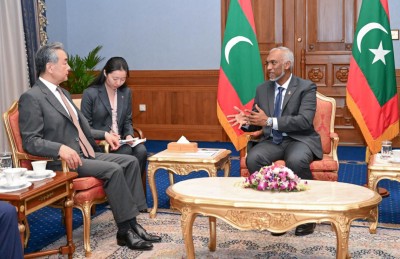 ޗައިނާގެ ފޮރިން މިނިސްޓަރު ރާއްޖެއަށް: މަޝްރޫއުތައް އަވަސް ކުރާނެކަމުގެ ޔަގީންކަން ދެއްވައިފި