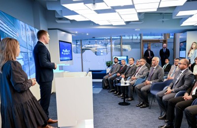 އެސްޓޯނިއާގެ ޑިޖިޓަލް ނިޒާމުގެ ކުރިއެރުންތައް ރައީސް ބައްލަވާލައްވައިފި