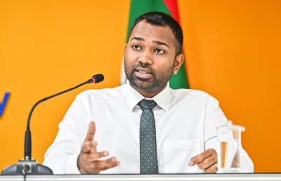 އޮޅުވާލި ފޯމުތަކުގައި ހެކިންގެ ގޮތުގައި ސޮއިކުރި މީހުންނަށް ފިޔަވަޅު އެޅިތޯ ބަލަން މީކާއިލް ހުށަހަޅައިފި