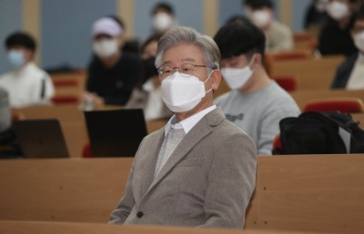 ބޮލުން އިސްތަށި ފޭބުން ހުއްޓުވުމުގެ ފަރުވާ އަތްފޯރާފަށަށް ގެނެސްދޭ ވައުދުވެއްޖެ