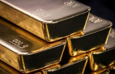 ހަރަދުތައް ހަމަޖައްސަން ލަންކާގެ ރަނުގެ ރިޒާވުން ބޮޑު ބައެއް ވިއްކާލައިފި