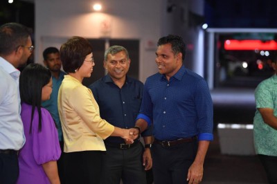 ކޮވިޑަށްފަހު ޗައިނާގެ ބޯޑަރު ހުޅުވާލުމާއެކު އެ ގައުމުގެ ދަރުމަވެރިން އެންމެ ފުރަތަމަ އައީ ރާއްޖެ: ސަފީރު