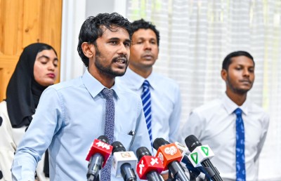 ޑިމޮކްރެޓްސްގެ ވަގުތީ ރައީސަކަށް ފިރުޝާން އިންތިހާބުކޮށްފި