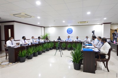 ބޮމުގެ ހަމަލާ: ރައީސް ނަޝީދުގެ މެޑިކަލް ރިޕޯޓު 241 ކޮމިޓީއަށް ހުށަހަޅައިފި