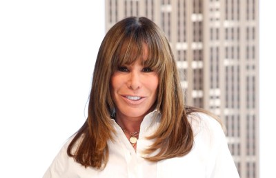 މި ސެލެބްރިޓީންގެ އަގުބޮޑު ގެތައް އަނދައި އަޅިއަށް!