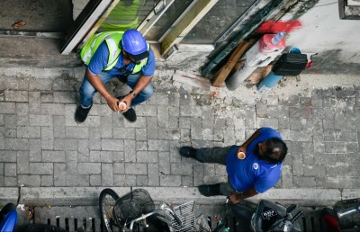 ކެފޭއެއް ފިހާރައެއް މިހާރު ވަތްކެއް ނުވޭ، ފިހާރަތަކުގައި ވެސް ބަތްގަނޑާއި ހެދިކާ!