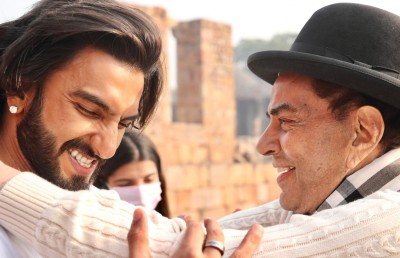 އަނެއްކާ ވެސް އެންމެ ޖާދޫގައި ޖައްސަން، ކަރަންގެ "ޓިޕިކަލް" ފިލްމެއް