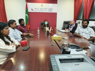 ބްރޯޑްކޮމްއަށް އައްޔަން ކުރަން ހަތަރު ނަމެއް ފޮނުވައިފި