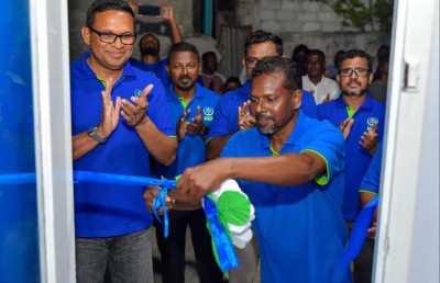 ކޮމަންޑޫގެ ރައްޔިތުން ބޭނުމީ ފުދުންތެރި ބަޔަކަށް ވާން، ސަރުކާރަށް އެކަން ނުކޮށްދެވޭ: ނާޒިމް
