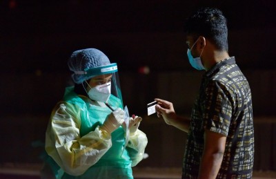 ކޮވިޑް-19 އަށް މިއަދު 954 މީހަކު ޕޮޒިޓިވްވެއްޖެ