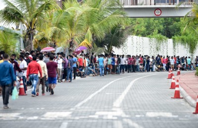 ބޫސްޓަ ޑޯޒު ފެށުމާ އެކު ސެންޓަރުތަކުގައި ތޮއްޖެހުން!